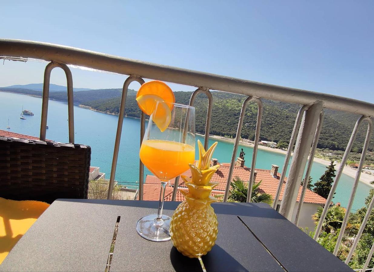 Apartment Noemi With A Direct Beach View Rabac Exterior photo